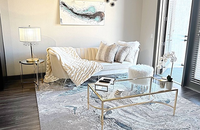 Luxury Condo On Rock Rose Domain ATX
