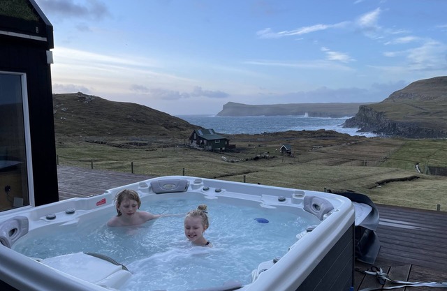 Luxury cottage - in amazing surroundings