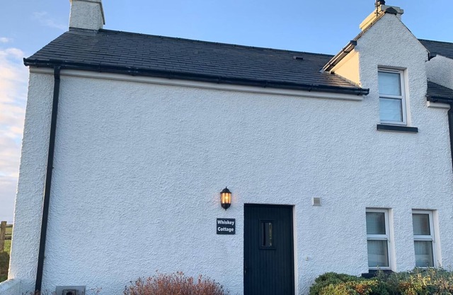 Luxury cottage sleeps 4 at Giant’s Causeway, Bushmills, Northern Ireland