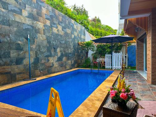 Luxury duplex - Private pool - Sea view & Fast wifi