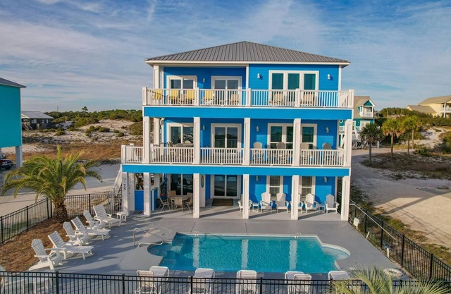 Luxury Gulf Front with private pool & great views- 6 Bdrm/6 Ba home-Blue Heaven