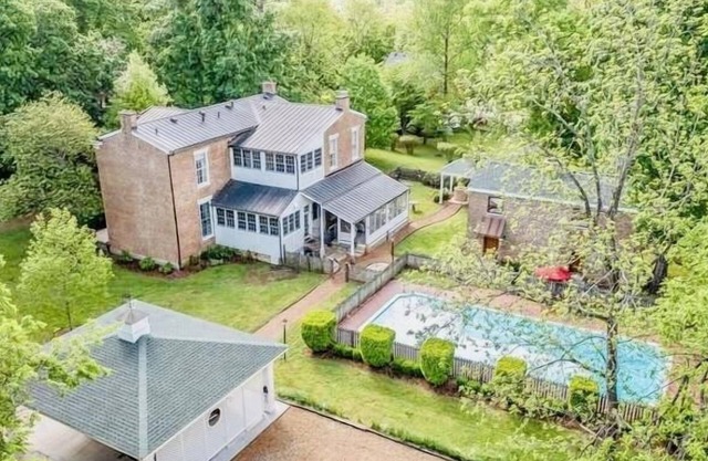 Luxury Historic Estate with Pool & Hot Tub