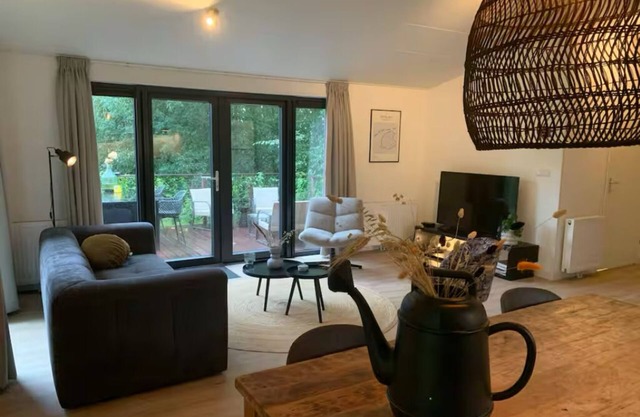 Luxury holiday cottage, stunning views, and hot tub.