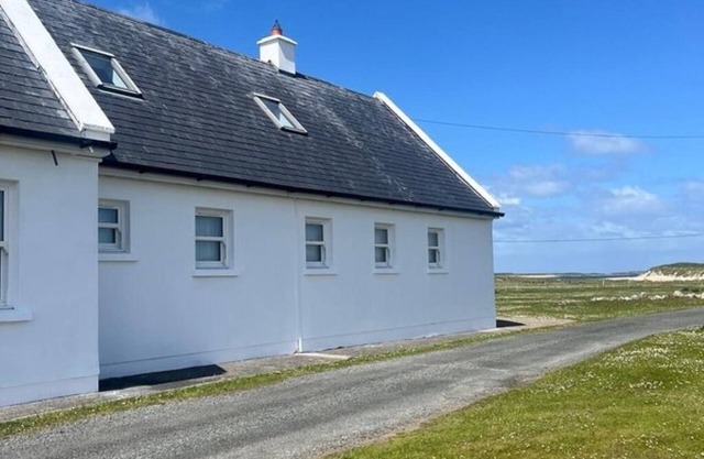 Luxury Holiday Home in Bunbeg - Perfect Coastal Getaway