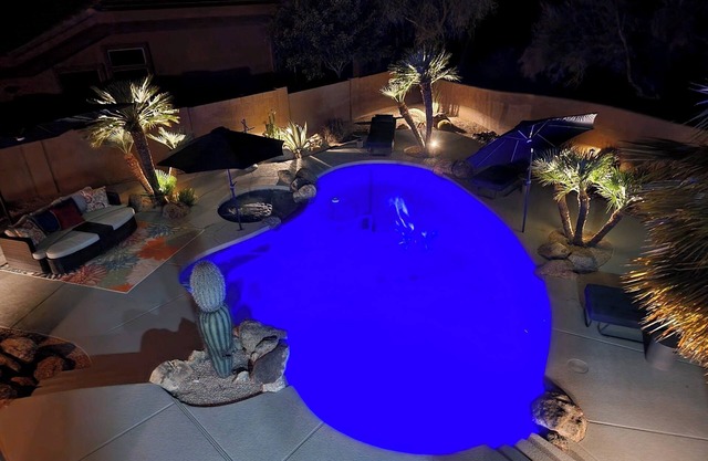 Luxury Home With Resort Style Backyard with Heated Pool/Spa High End Amenities