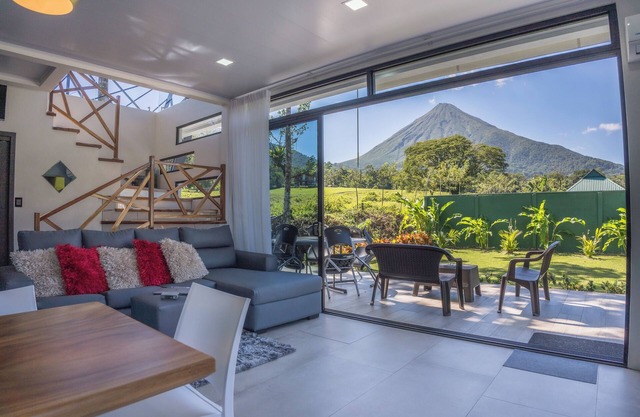Luxury House+Volcano View+Pool