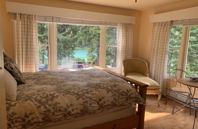 luxury, in the Rockies, Private, Corporate or Family Retreat