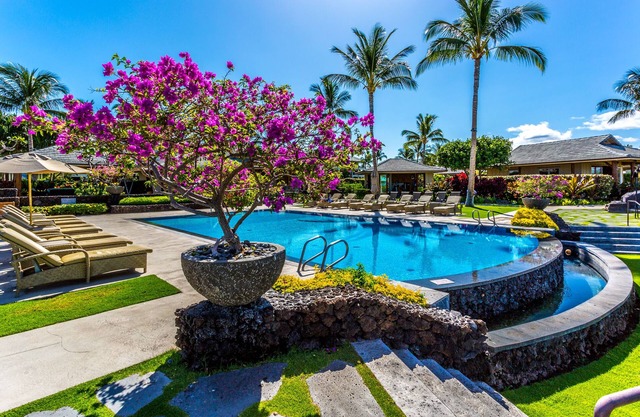 Luxury Kolea Golf & Hilton Pass, Partial Ocean View, 2 Min to Beach & Clubhouse