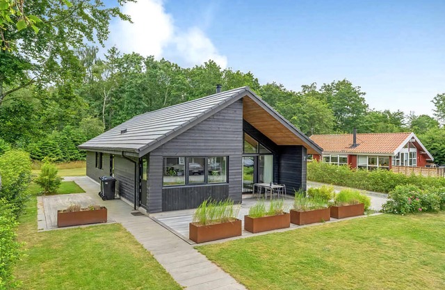 Luxury lake house with activities for all