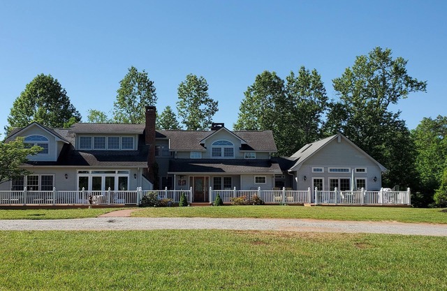 Luxury Living in Horse Country -