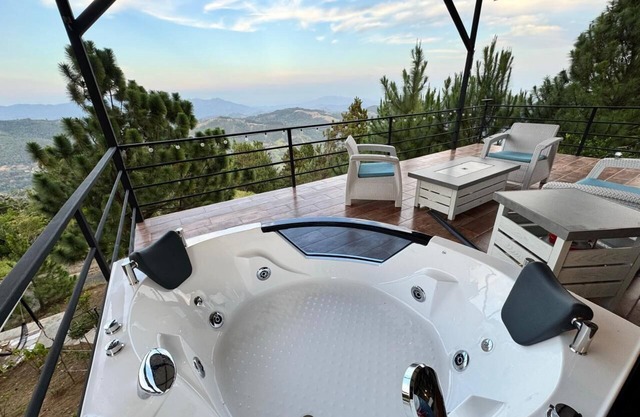 Luxury MASTER Cabin Spectacular view 2 or 4 people