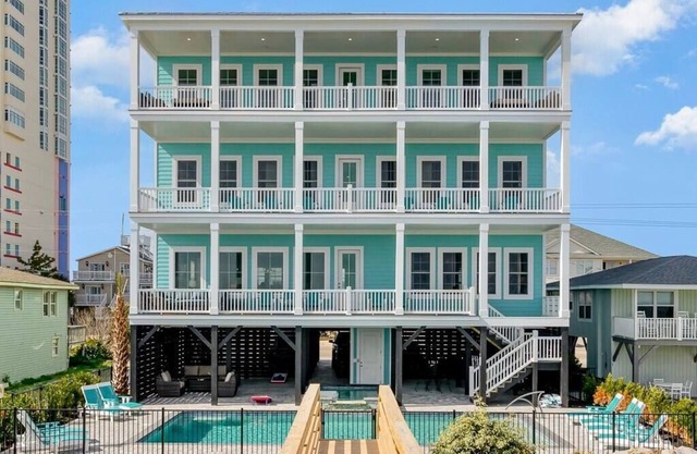 Luxury Oceanfront Home Carolina Dreamin