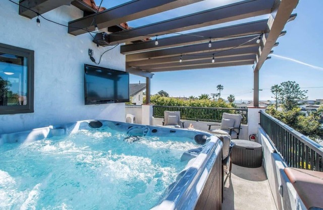 Luxury Oceanview 5star Stay w/Private Deck &HotTub