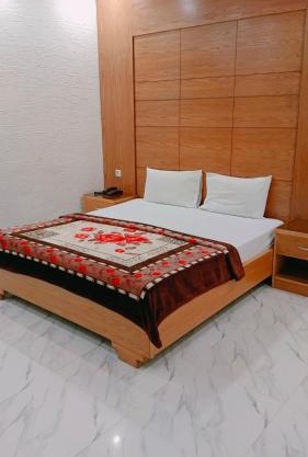 Luxury Palace Guest House