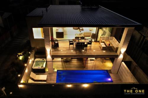 Luxury Papamoa Beach House with Pool and Spa Pet Friendly