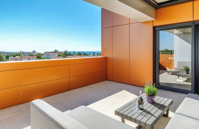 Luxury Penthouse Viki with sea view