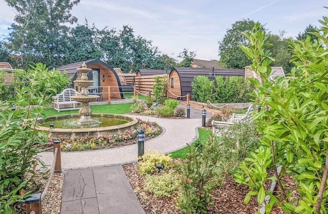 Luxury pod, perfect for two people seeking a romantic and relaxing break.