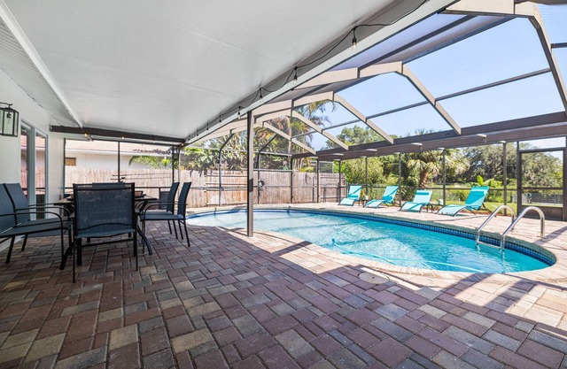 Luxury Pool Home! Heated Pool, Fire Pit, Fishing Dock & More – Relaxation & Fun Await!