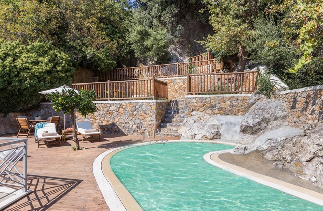 Luxury privacy in Cretan countyside