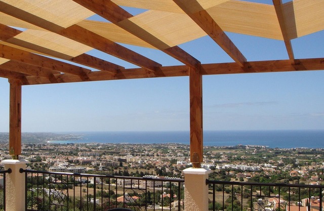 Luxury Private 3 bedroom (sleeps 6)Villa, Breathtaking Views & 200mbps Wi-Fi