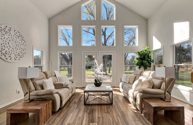 Luxury rental in Southlake on 1-Acre!