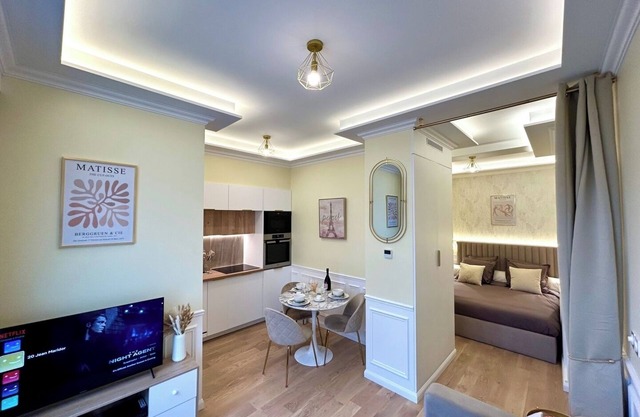 Luxury Suite 4* - 31 sqm - Tour Eiffel/Parc des Expositions - 3p