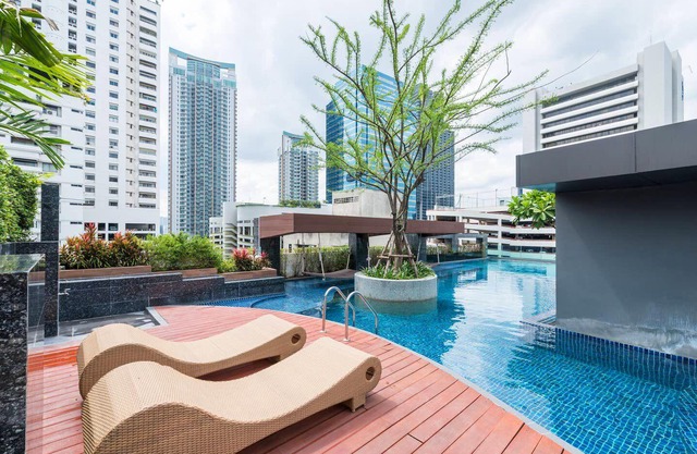 Luxury Condo @ Heart of Bangkok-24 HOUR CHECK-IN