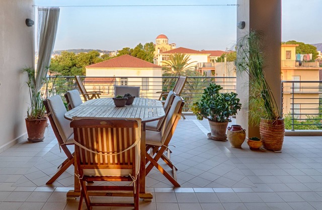 Luxury Three-Bedroom Apartment