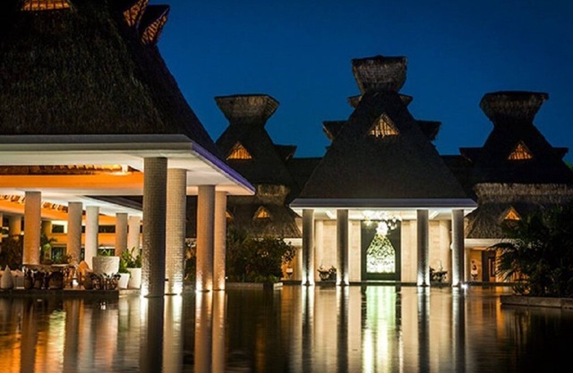 Luxury Vacation in Acapulco Mexico