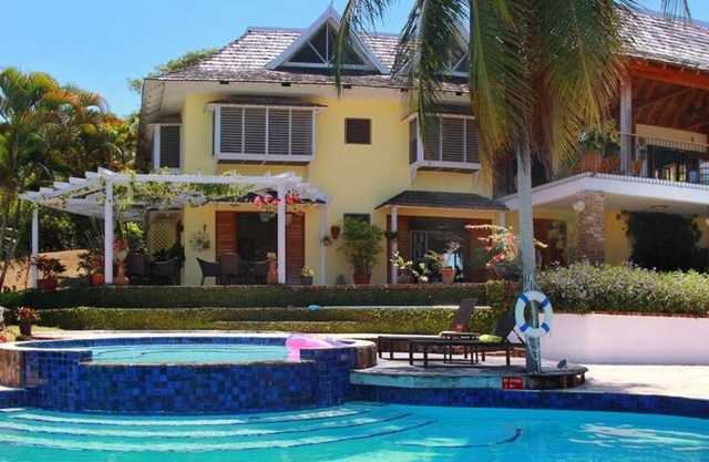 Luxury Villa in Private Beach Community