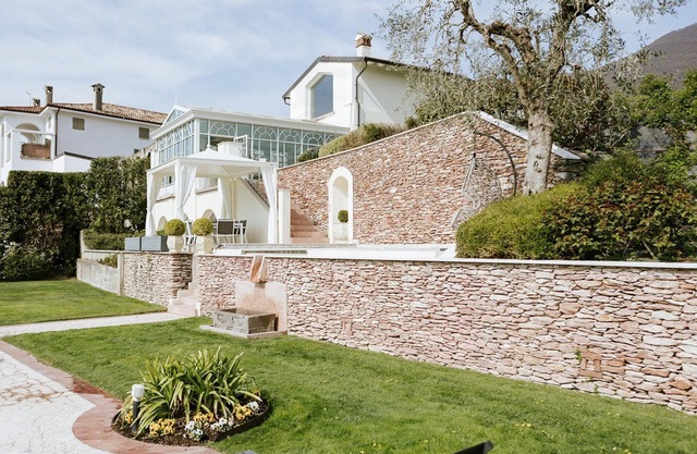 Luxury Villa rental Lake Garda - Italy