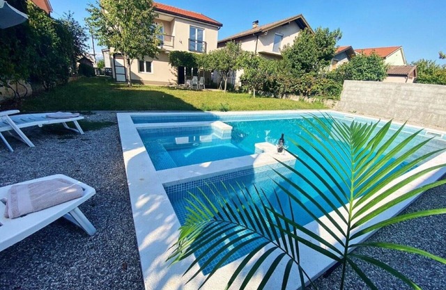 Luxury Villa Maria - Pool & Jacuzzi - 8 Min To Mostar