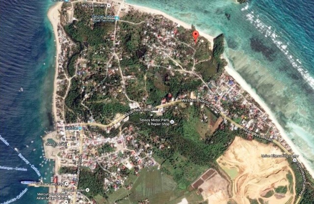 Luxury Villa: Private Pool & Beach Retreat