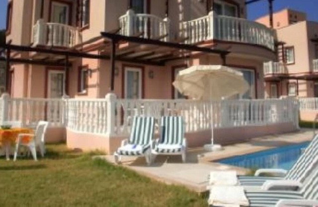 Luxury Villa with private pool, located at the 5 * holiday-resort 'Lakeside Garden'