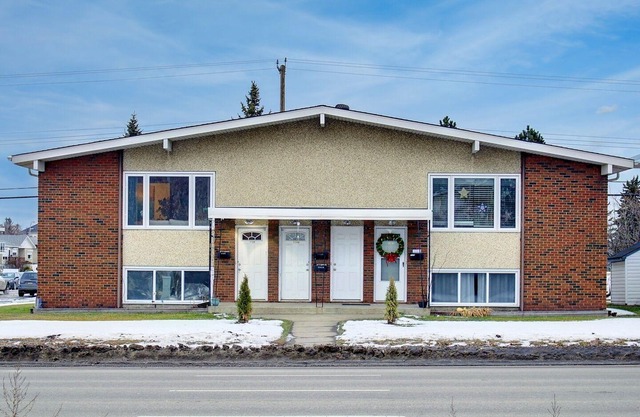 Luxury★King Beds ★Whyte Ave ★Free Parking