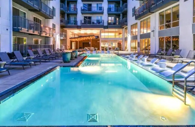 Luxy Buckhead