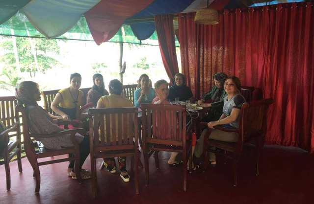 M R BEACH AND COTTAGES