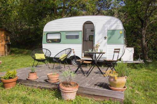 Ma caravane dans les collines