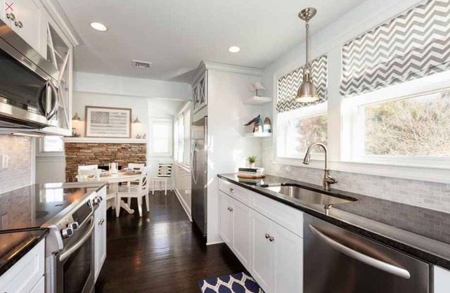 Madison, CT - Coastal Modern Farmhouse w/Outdoor Kitchen & Large Fenced in Patio