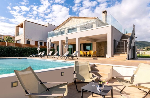 MaDiZé Beach House on the Sea