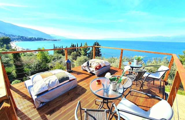 Magical View Studios 1 Asproneri, Kamena Vourla