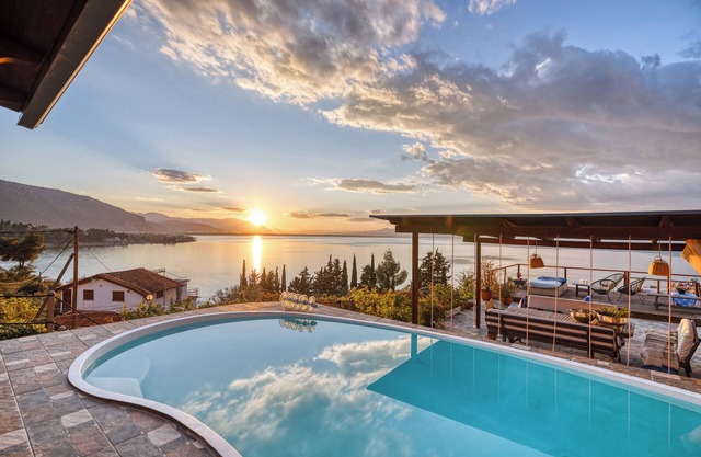 Magical View, Villa Asproneri, Kamena Vourla