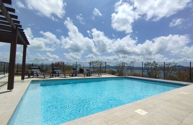 Magnificent duplex in the marina, sleeps 6