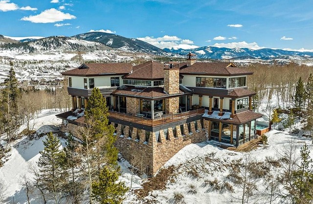 Magnificent Estate in Summit County near Keystone, Copper, Breckenridge & Vail
