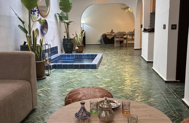 Magnificent Riad Kechmya 5 suites bassin Rooftop Proche Jemaa El Fna Majorelle