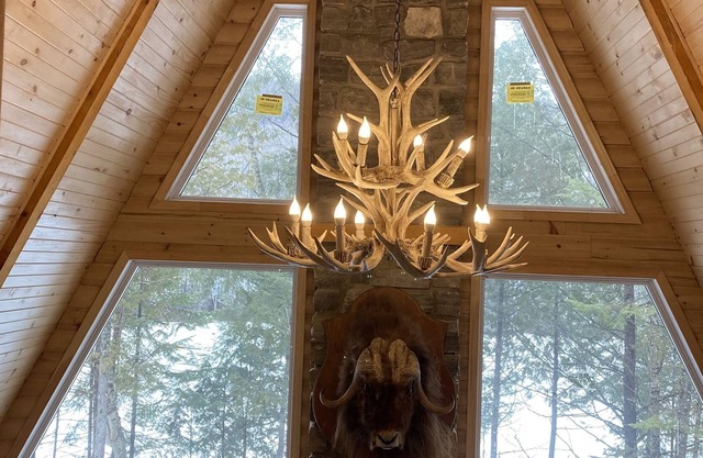 Magnifique Chalet A-frame sur la Riviere