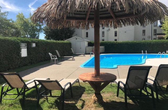 Magog Waterfront Studio 106