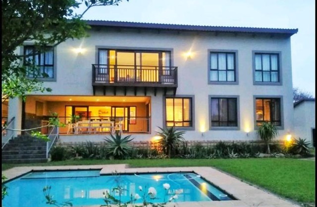 Mahogany Villa Guesthouse - SOLAR