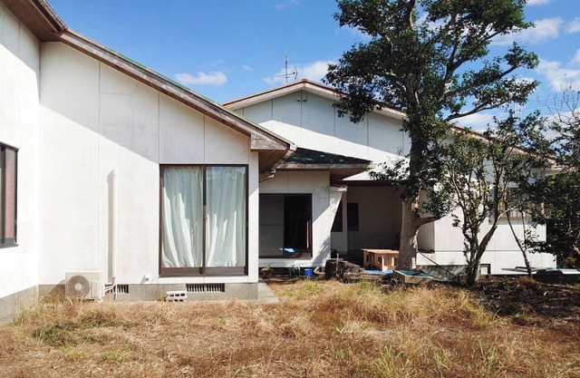 Main building 3LDK Accommodates up to 10 peopleBathroom and toilet included/Kushima Miyazaki