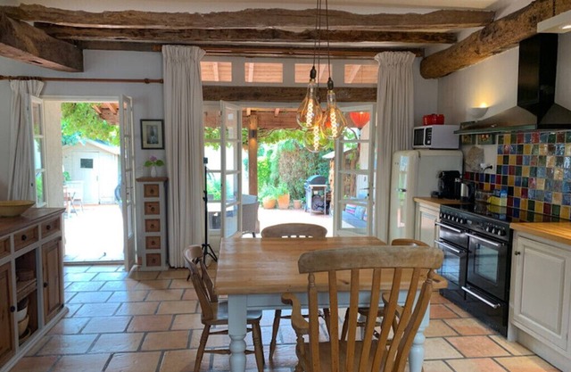 Maison Blanche au Coeur de la Dordogne Idéal Pour les Vacances